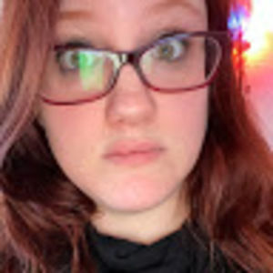 Meet your Posher, Alicia